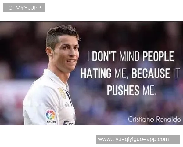 帕利尼亚反击卡拉格批评称其靠贬低他人谋生无视C罗成就