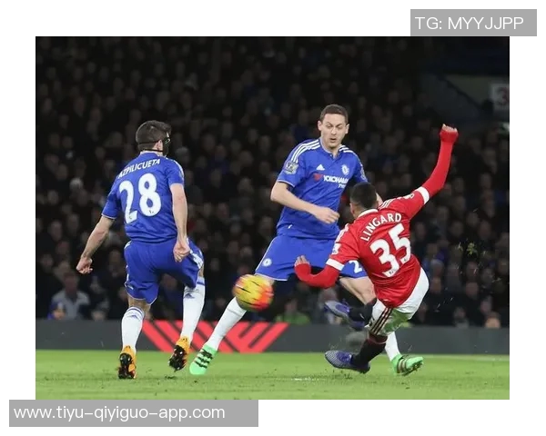 阿贾克斯遭遇三连败近九场仅获一胜状态堪忧 阿贾克斯遭遇三连败近九场仅获一胜状态堪忧