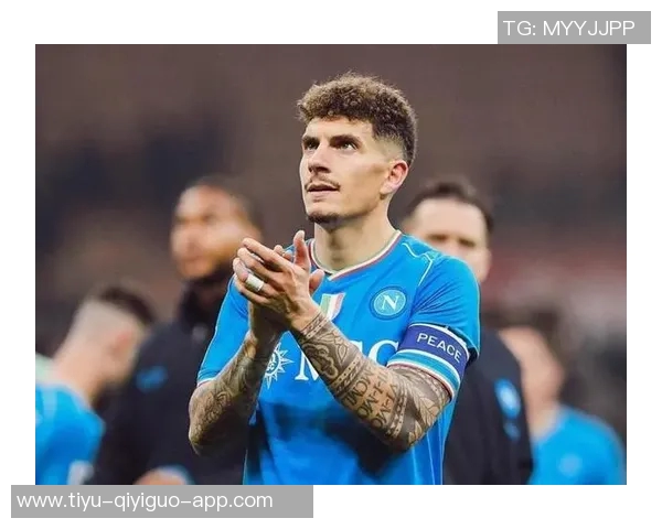 前裁判批评迪洛伦佐缺乏体育道德那不勒斯官方强烈反驳并发声谴责 前裁判批评迪洛伦佐缺乏体育道德那不勒斯官方强烈反驳并发声谴责