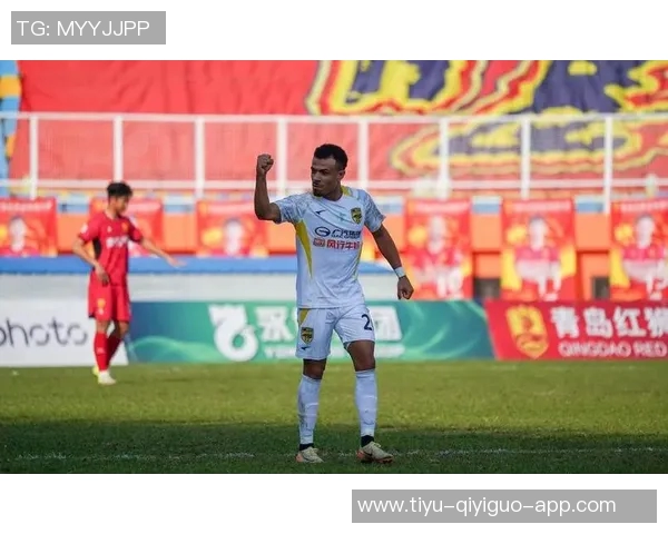 广州豹半场领先南京城市尼康助攻罗萨破门展现强大实力 广州豹半场领先南京城市尼康助攻罗萨破门展现强大实力