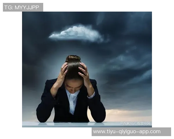 皮尔斯提醒成功男士警惕突如其来的女性接近及时抽身或许是明智之举