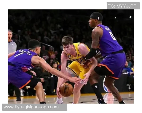 里夫斯赛季前五场狂砍171分追平湖人传奇球星韦斯特科比与贝勒