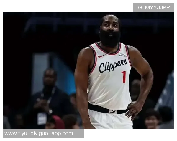 哈登强调主场优势期待后续比赛抓住机会争取胜利 哈登强调主场优势期待后续比赛抓住机会争取胜利