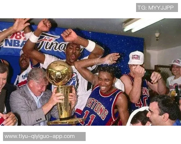 鹈鹕队决定执行伊夫米西和乔丹霍金斯的球队选项续约计划