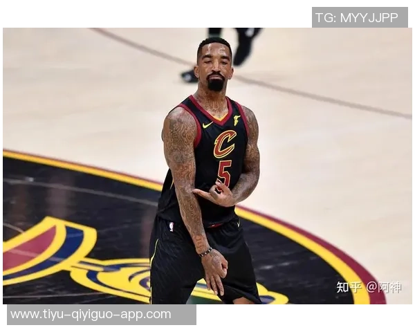 里夫斯谈詹姆斯传球与投篮的争议引发人们对球员选择的不同看法与评价